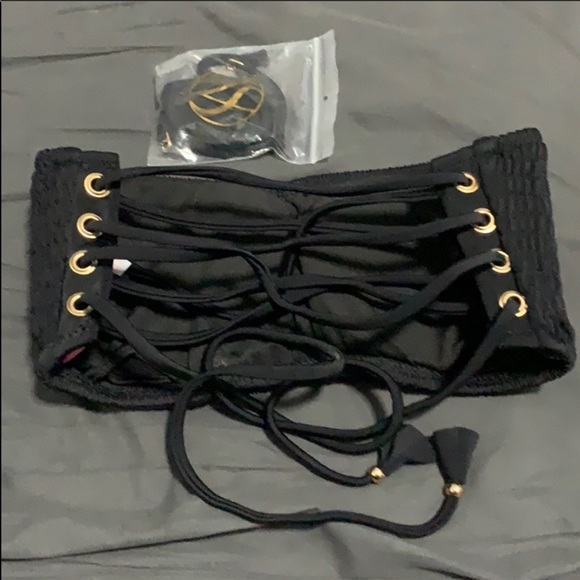 Victoria’s Secret Bandeau style black bikini top - Picture 2 of 2